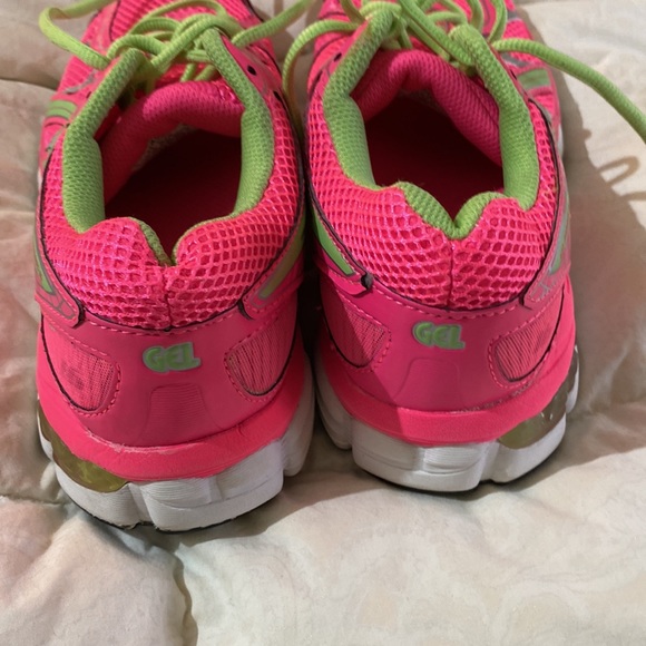 ASICS nimbus 16 like new 6.5  euro 39.5 - Picture 4 of 8